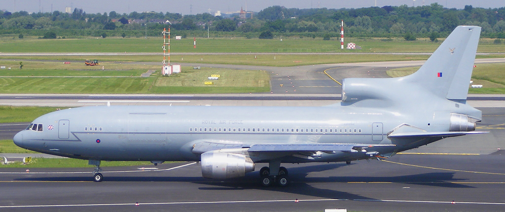 Lockheed L1011-500 Royal Air Force ZD952, 06/06/08, DUS